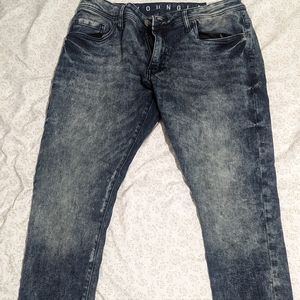 Lightly used YoungLa distressed slim skinny jeans 34x30